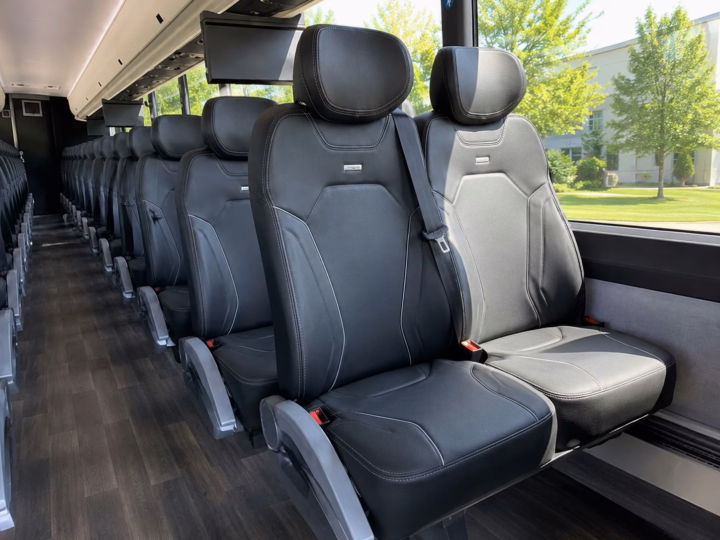 waterbury charter bus rentals for long distance school field trips