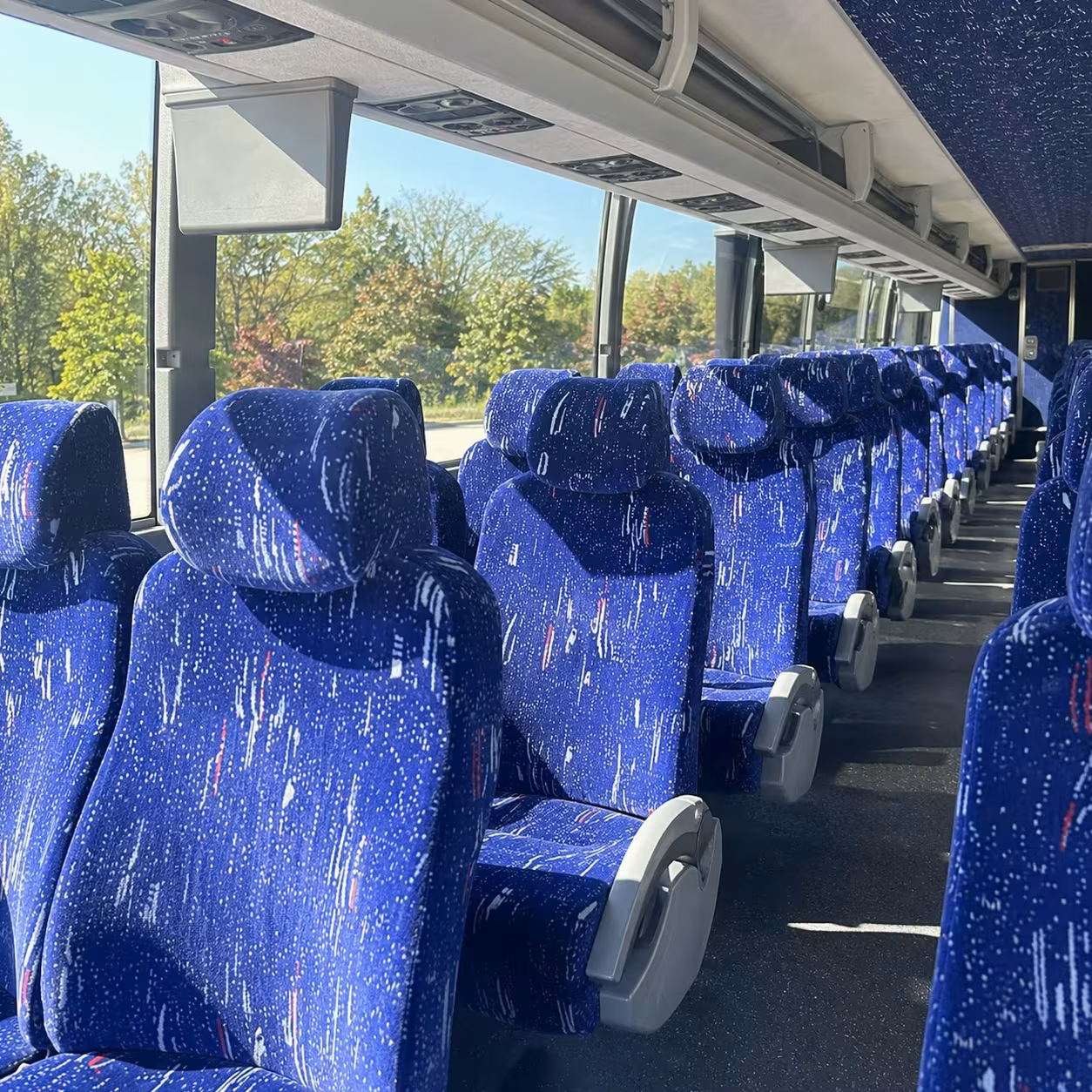 waterbury charter bus rentals to bradley international airport