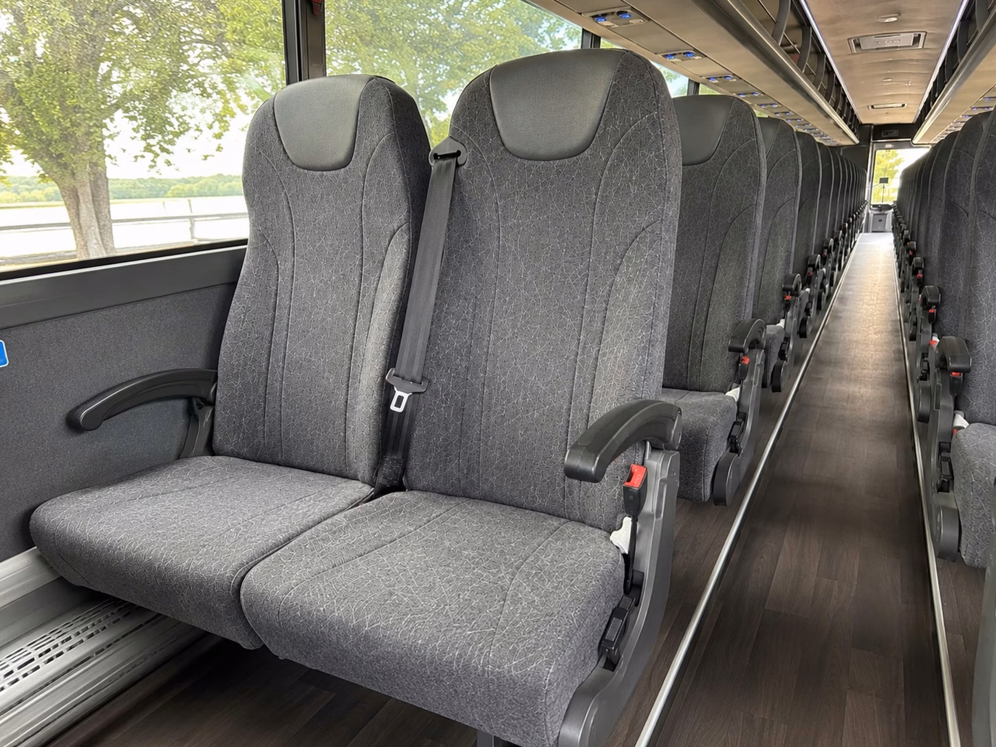 waterbury charter bus rentals to the mattatuck museum