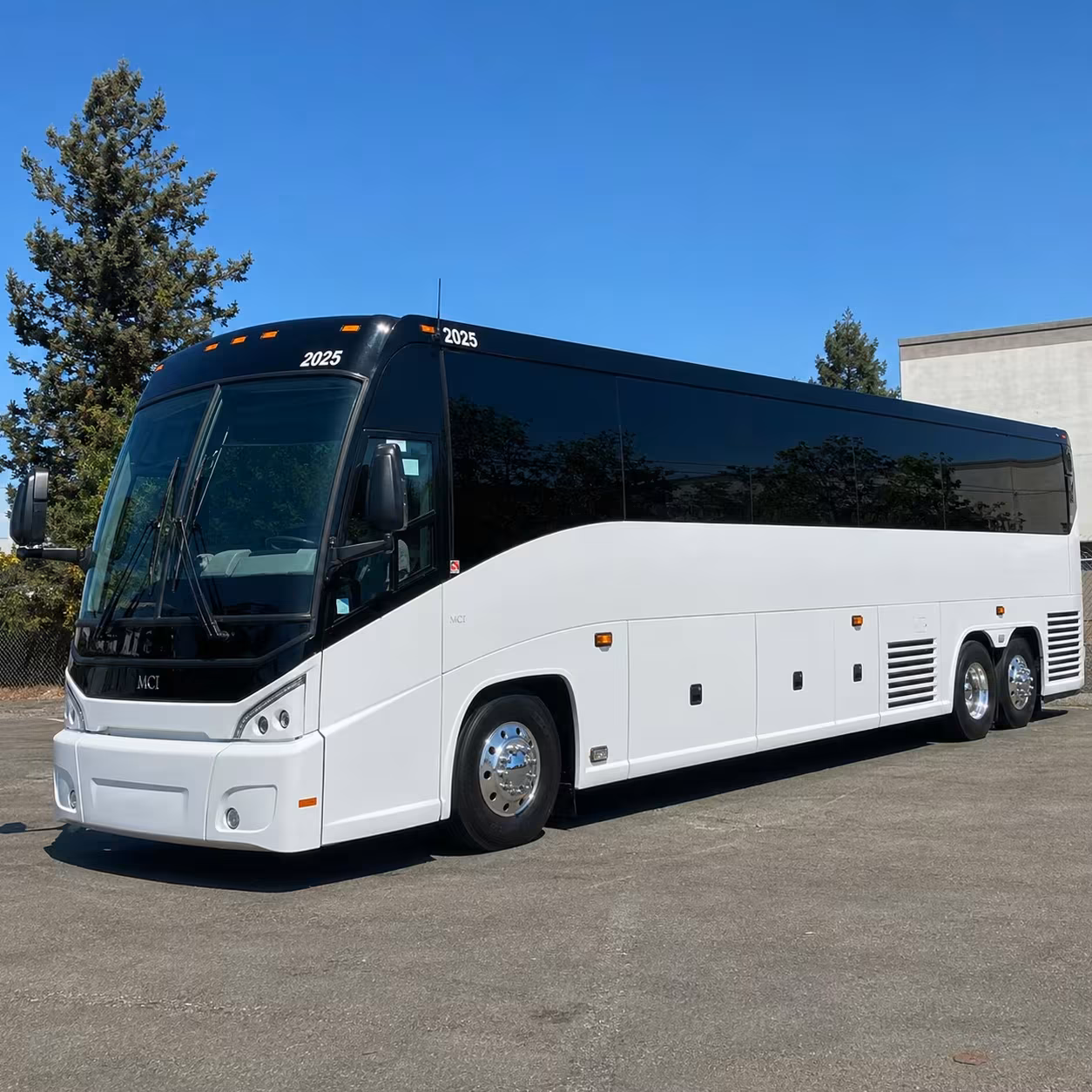 waterbury to hartford corporate commuter transportation and day trips