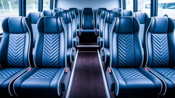 waterbury 28 passenger minibus rental