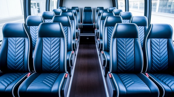 waterbury 30 passenger minibus rental